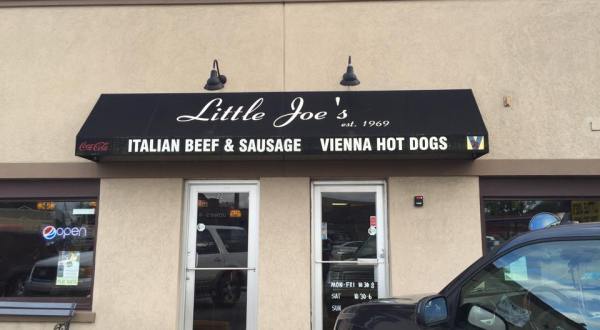 Little Joe’s In Illinois Is A No-Fuss Hideaway With The Best Italian Beef Sandwich