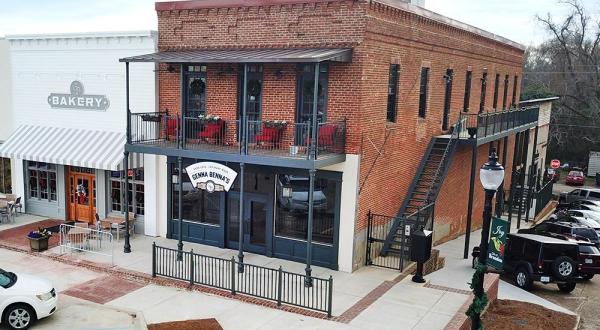 A Secret Door Will Take You To An Underground Restaurant In Mississippi That Was Built In The 1800s