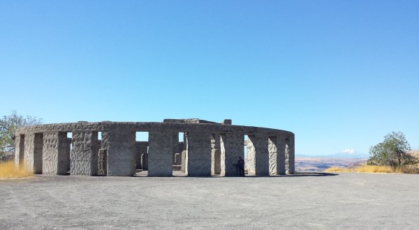 Take A Hike To A Washington Attraction That’s Like The Miniature Stonehenge