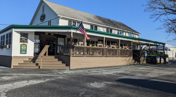 The Best Cider Donuts In The World Are Located At This Delaware Farm Market