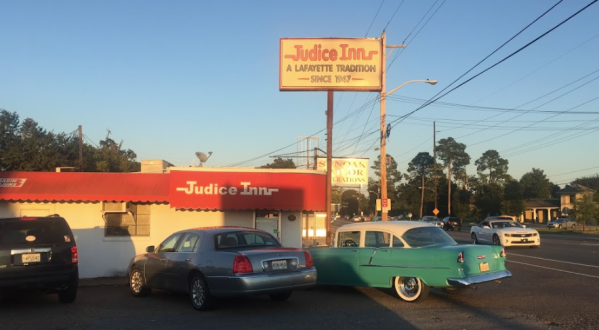 The Outstanding Restaurant In Louisiana That Is Known For A Single Menu Item