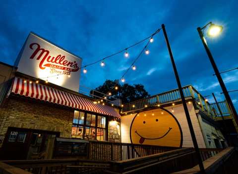 Wisconsin's Incredible Milkshake Bar Is What Dreams Are Made Of