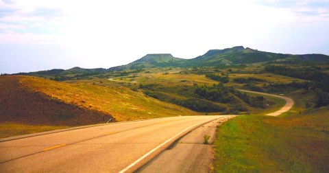 The Stunning North Dakota Drive That Is One Of The Best Road Trips You Can Take In America