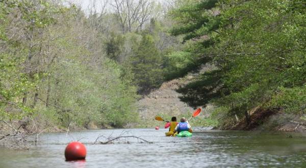 Paddle The Finger Lakes State Park Water Trail For A One-Of-A-Kind Missouri Adventure