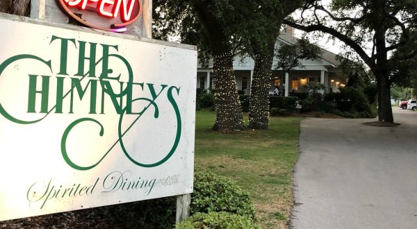 For Some Of The Most Scenic Coastal Dining In Mississippi, Head To The Chimneys