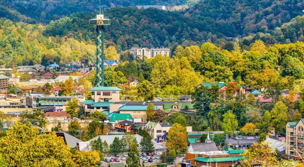 Visit This Tennessee Overlook That’s Like The Miniature Space Needle
