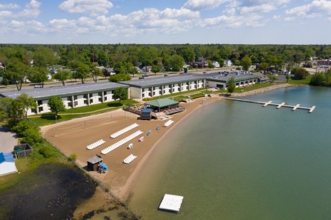 The Waterfront Rooms At Tawas Bay Beach Resort In Michigan Fill Up Fast, And It's Easy To See Why