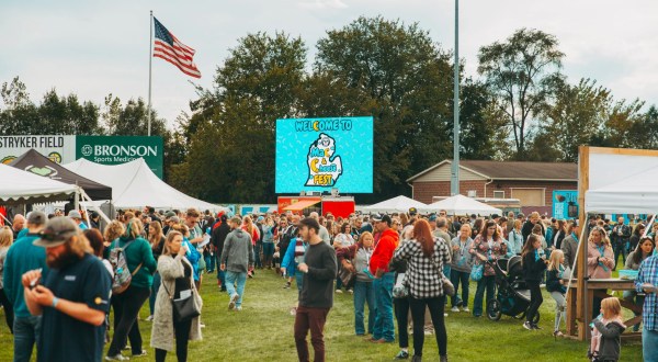 This Mac & Cheese Festival In Michigan Is About The Cheesiest Event You Can Experience