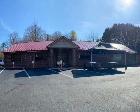 Treat Yourself To Some Award-Winning Virginia BBQ From Checkered Pig, Voted Best BBQ In The Region