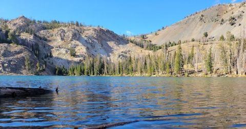 This 2-Mile Hiking Trail Will Take You To A Hidden Lake In Idaho That Is Positively Intoxicating