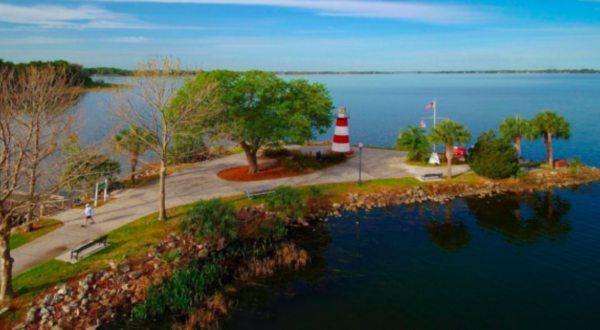 The Iconic Mount Dora Lighthouse In Florida Is Small But Mighty