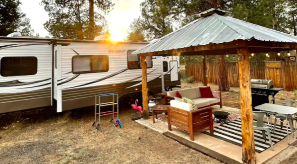 The Happy Camper RV In Bend, Oregon, Is The Grooviest Place You’ll Ever Spend The Night