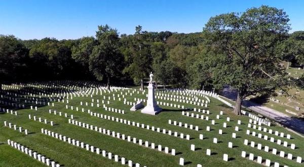 Take A Hike To An Iowa Cemetery That’s Like The Miniature Arlington