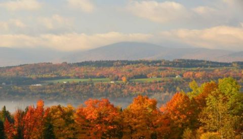With Views Of Mountains And Ponds, Notch View In New Hampshire Is A Nature Lover’s Dream Come True