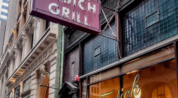 You’ll Love Visiting Tadich Grill, a California Restaurant Loaded With Local History