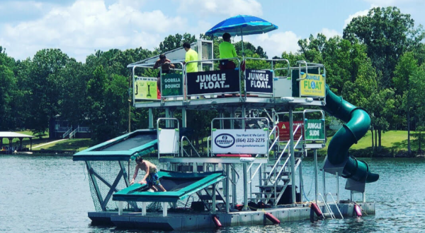 This Floating Water Park In South Carolina Is Also A Restaurant And It’s Fun For The Whole Family