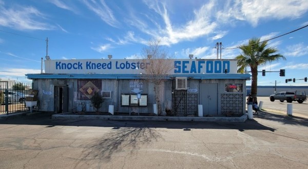 For The Best Fish And Chips Of Your Life, Head To This Hole-In-The-Wall Seafood Restaurant In Arizona