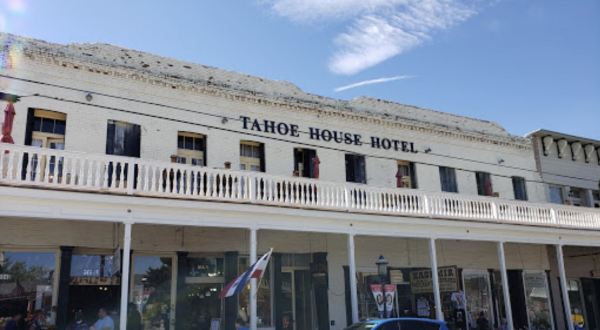This Nevada Hotel Built In 1859 Offers A Luxuriously Historic Getaway To Guests