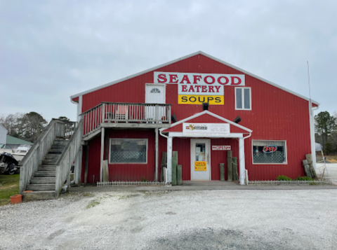 Beach To Bay Seafood In Maryland Is A No-Fuss Hideaway With The Best Fried Fish And More