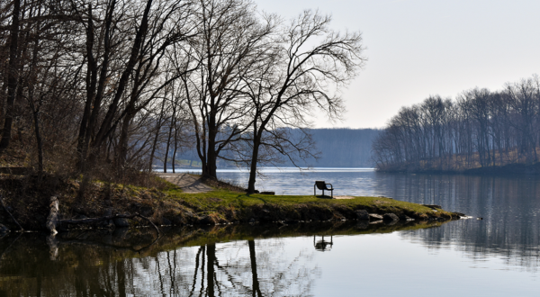 11 Easy And Beautiful Spring Hikes Everyone In Iowa Will Love