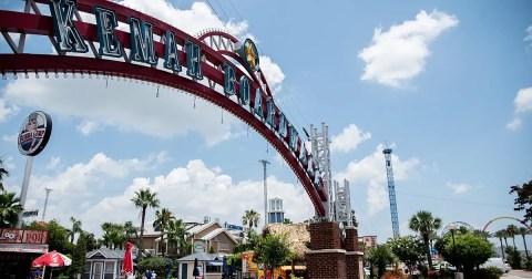 Just 30 Minutes From Houston, Kemah Is The Perfect Texas Day Trip Destination