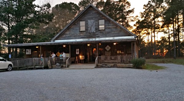 There’s A Restaurant In This Barn Stable Built More Than A Century Ago And You’ll Want To Visit