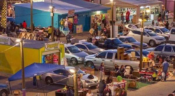 The Massive Weekend Flea Market In Arizona Where You Can Score Bargain Deals All Year