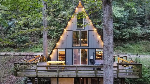 The Hidden Owl's Nest Cabin In Tennessee Is A Lake Getaway With The Utmost Charm