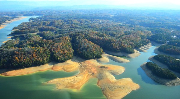 Douglas Lake Is A Beautifully Clear Lake In Tennessee