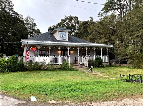 The Most Delicious Bakery Is Hiding Inside This Unassuming Alabama House