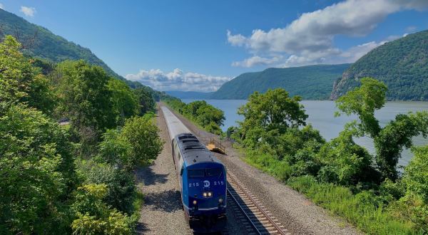 Before A Hike To New York’s Cat Rocks, Board The Metro-North Harlem Railroad To Appalachian Station For A Memorable Adventure