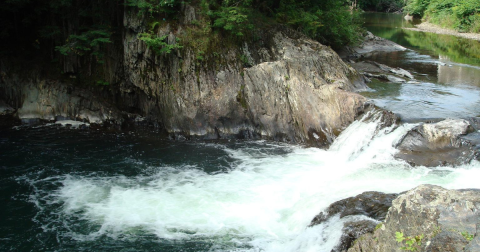 If You Didn't Know About These 11 Swimming Holes In Vermont, You've Been Missing Out