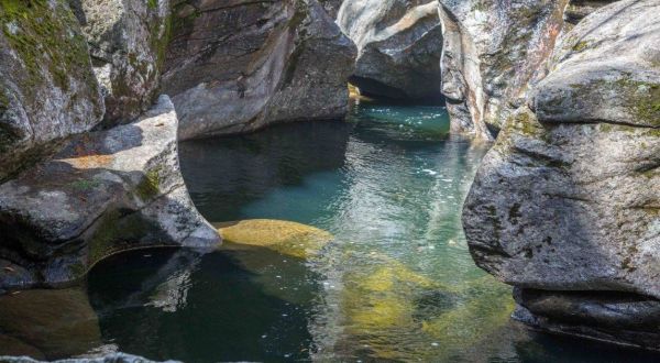 A Dip In Any Of These 9 New Hampshire Swimming Holes Is All You Need In The Summer