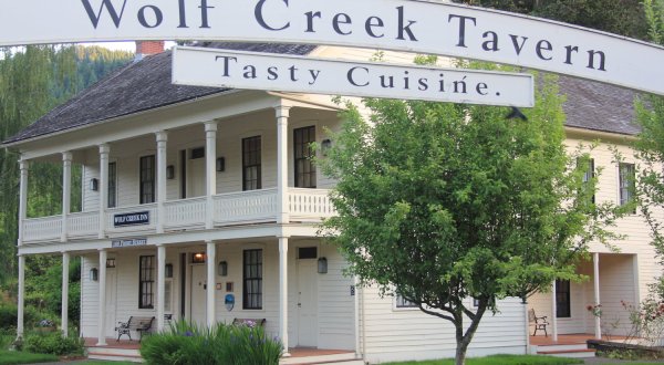 Step Back In Time At The Wolf Creek Inn, Oregon’s Oldest And Most Historic Inn