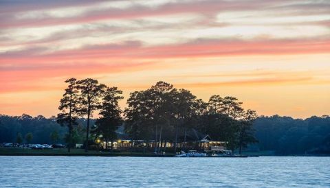 Alabama's Lake Martin Is One Of The South's Greatest Lakes And It's Easy To See Why
