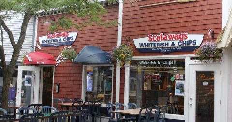 The 10 Best Places In Michigan To Get Delicious Great Lakes Whitefish