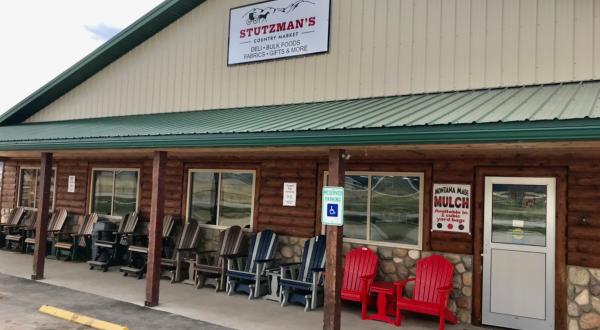 The Middle-Of-Nowhere General Store With Some Of The Best Homemade Bread In Montana