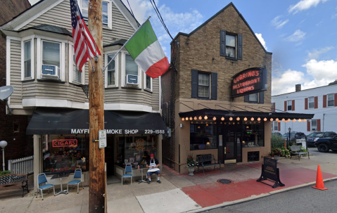 One Of Ohio's Very First Italian Restaurants, Guarino's Has Been Around Forever