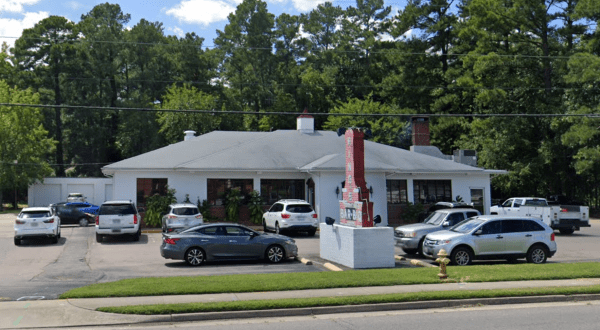 This BBQ Hotspot In Virginia Has Been Serving Up Some Of The Best Southern Eats Since 1946