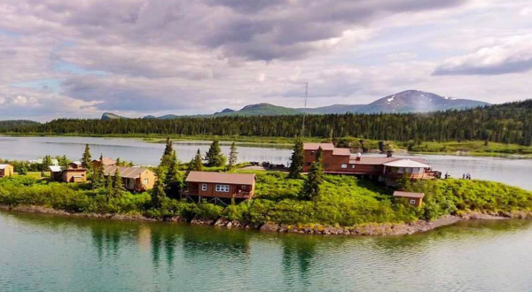 There’s A Breathtaking Lodge Tucked Away Inside Of This Alaska State Park