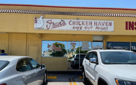 Fran’s Chicken Haven Is A Hole-In-The-Wall Hideaway In Florida With Some Of The Best Fried Chicken In Town