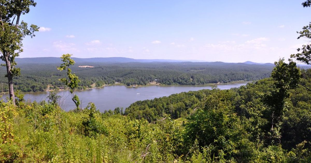 It’s No Secret Why These 9 Lakes Are The Best In Alabama
