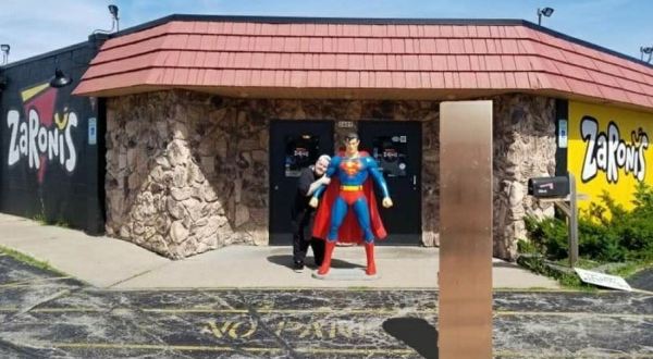 There’s A Super Hero Themed Restaurant In Wisconsin And It’s Seriously Awesome