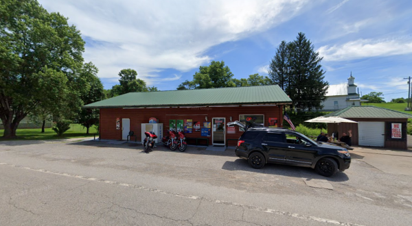 The Middle-Of-Nowhere General Store With Some Of The Best Takeout In West Virginia