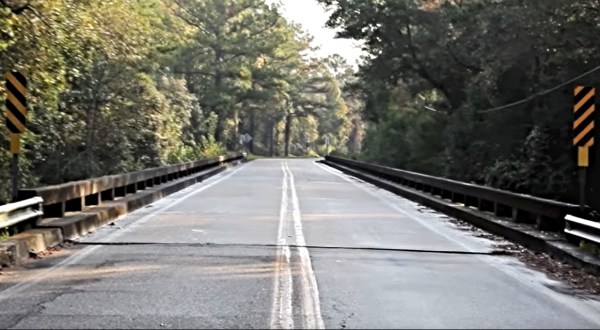 The Legend Of Alabama’s Screaming Bridge Will Make Your Hair Stand On End