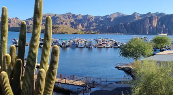 The Most Scenic Lake In Arizona Is Perfect For A Year-Round Vacation
