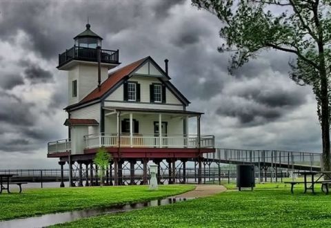 There Are 5 Must-See Historic Landmarks In The Charming Town Of Edenton, North Carolina