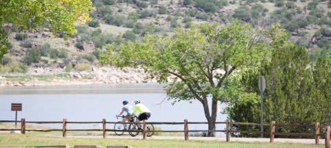 Escape To Lyman Lake State Park In Arizona For A Relaxing Day On The Water