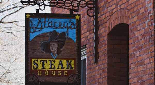 The Authentic Western Restaurant That’s Worthy Of A Road Trip From Any Corner Of Montana