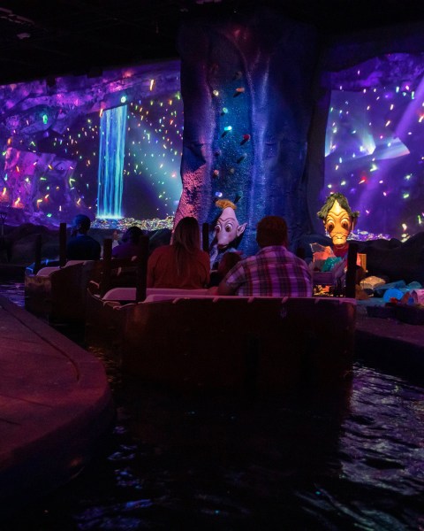 The Coolest Amusement Park Attraction In Texas Takes You On A Boat Ride Through A Pirate Cave
